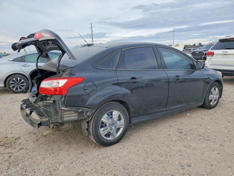 Photo 3 from auction – 2014 FORD FOCUS S with VIN 1FADP3E24EL108741