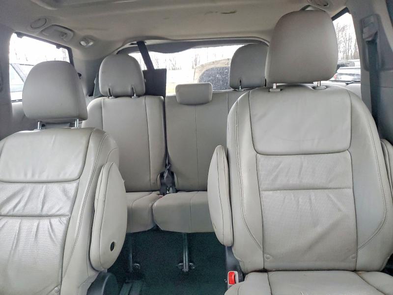 Photo 10 from auction – 2016 TOYOTA SIENNA XLE with VIN 5TDDK3DCXGS141053