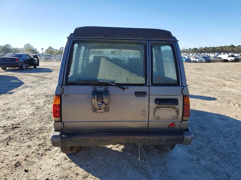 Photo 6 from auction – 1988 ISUZU TROOPER II with VIN JAACH18E4J7801459
