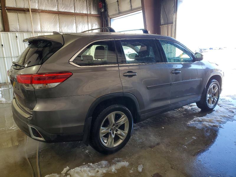 Photo 3 from auction – 2019 TOYOTA HIGHLANDER with VIN 5TDDZRFH3KS730137