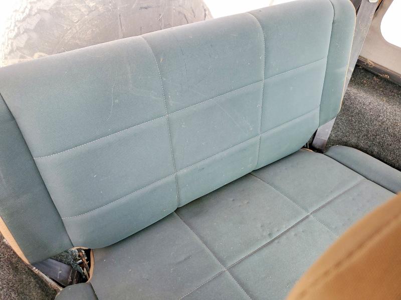 صورة رقم 11 من المزاد - 2000 JEEP WRANGLER / مع VIN 1J4FA59S8YP773322