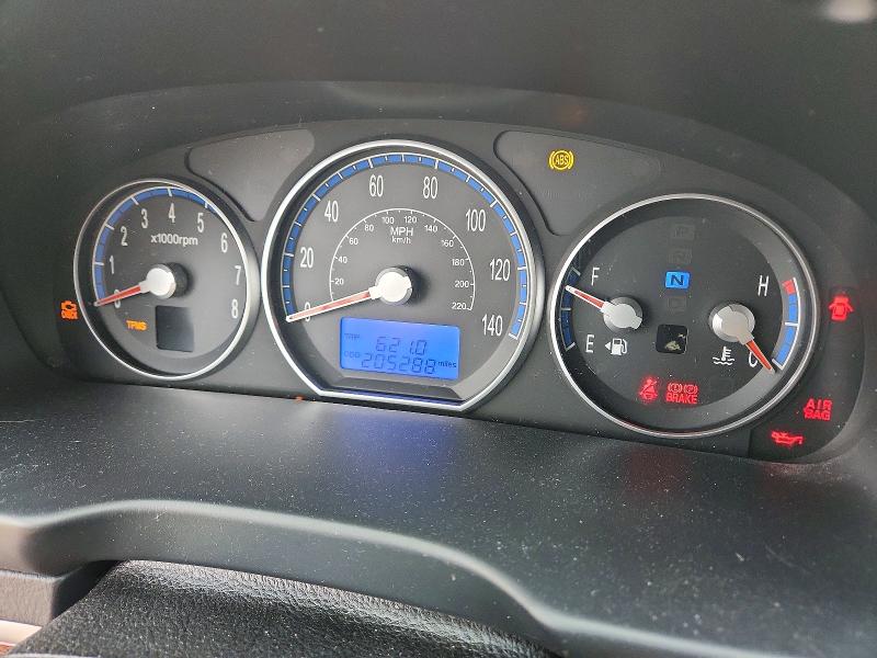 Photo 9 from auction – 2008 HYUNDAI SANTA FE with VIN 5NMSG13D38H225551