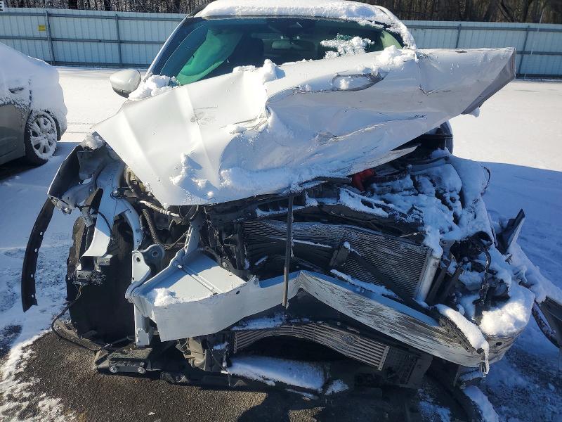 Photo 5 from auction – 2020 FORD ESCAPE with VIN 1FMCU9H61LUC71897