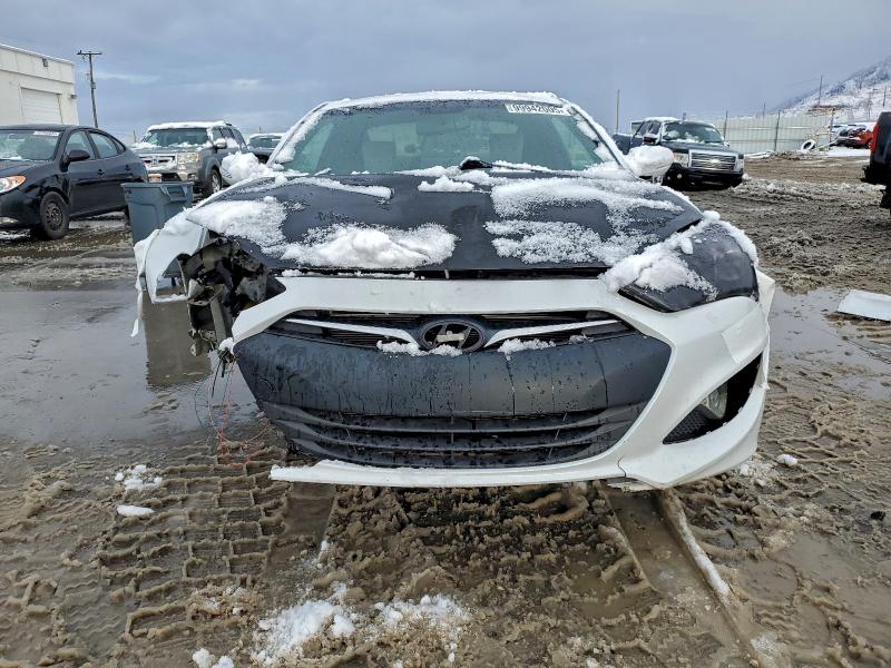 Photo 5 from auction – 2015 HYUNDAI GENESIS CO with VIN KMHHU6KJ6FU123735