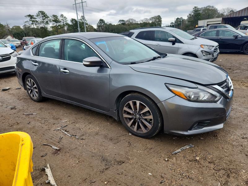 Photo 4 from auction – 2016 NISSAN ALTIMA with VIN 1N4AL3AP4GC265947