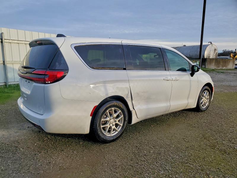 Photo 3 from auction – 2025 CHRYSLER PACIFICA S with VIN 2C4RC1BG9SR614262