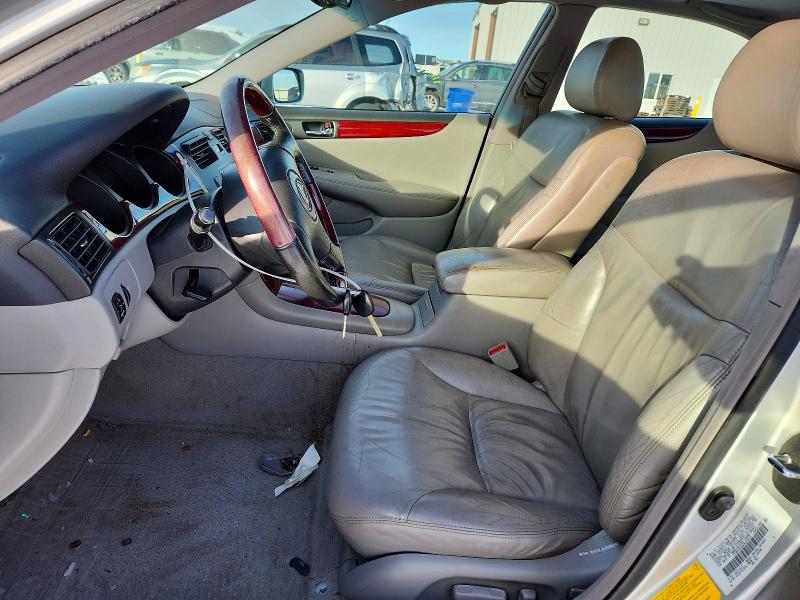 Photo 7 from auction – 2002 LEXUS ES 300 with VIN JTHBF30G625035216