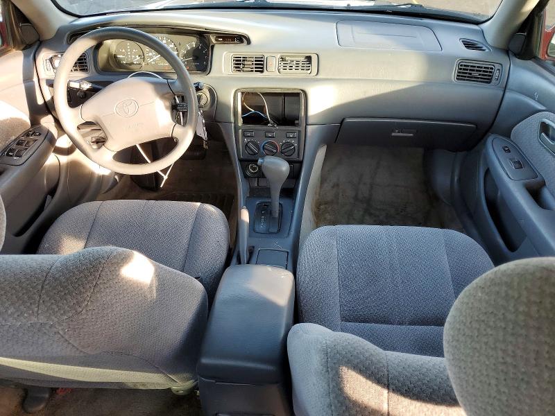 Photo 8 from auction – 2001 TOYOTA CAMRY with VIN 4T1BG22K01U084163
