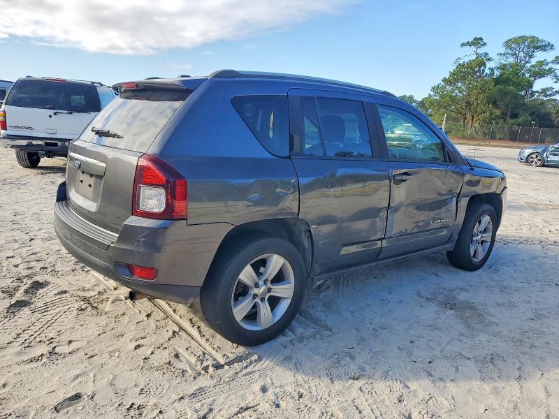 Photo 3 from auction – 2016 JEEP COMPASS SP with VIN 1C4NJDBB8GD713482