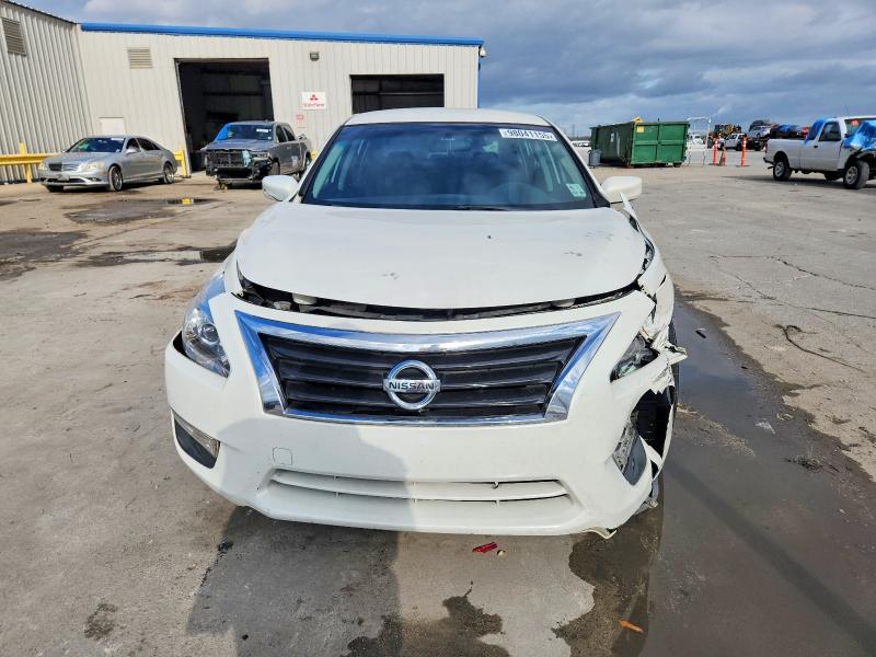 Photo 5 from auction – 2015 NISSAN ALTIMA 2.5 with VIN 1N4AL3AP8FC230455