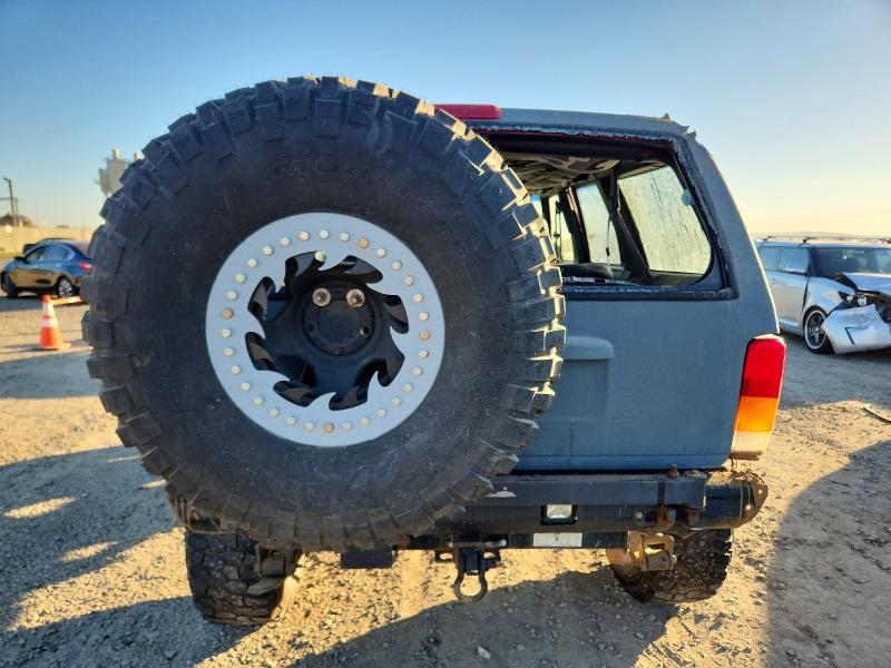 Photo 6 from auction – 1999 JEEP CHEROKEE with VIN 1J4FF68S0XL615572