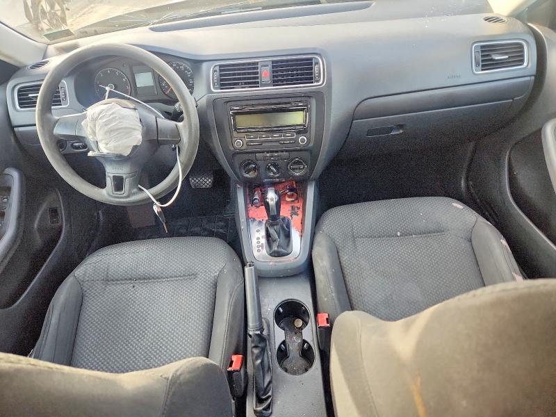 Photo 8 from auction – 2013 VOLKSWAGEN JETTA BASE with VIN 3VW2K7AJ0DM367905