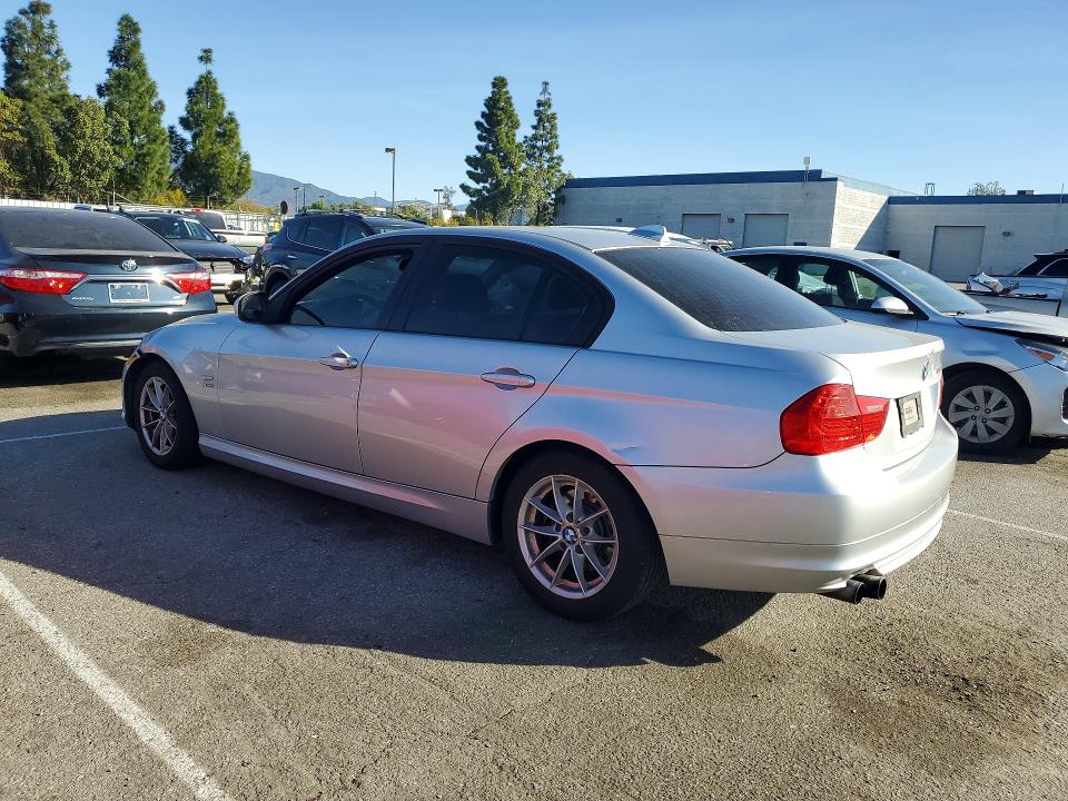 Photo 2 from auction – 2010 BMW 328 XI with VIN WBAPK7C53AA460495