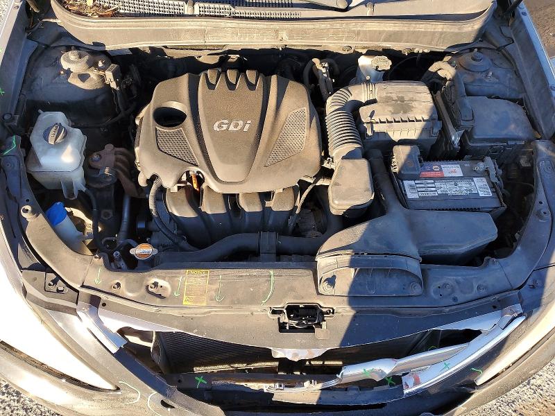 Photo 11 from auction – 2012 HYUNDAI SONATA with VIN 5NPEC4AC2CH454559