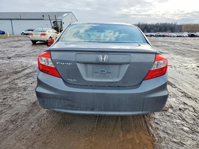 Zdjęcie 6 z aukcji – 2012 HONDA CIVIC LX z VIN 19XFB2F58CE325560