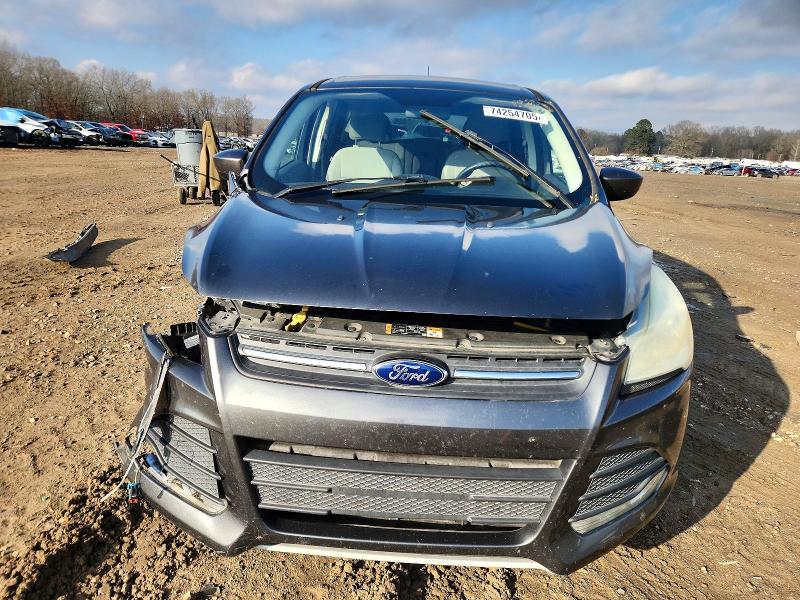 Photo 5 from auction – 2015 FORD ESCAPE SE with VIN 1FMCU0GX5FUA04241