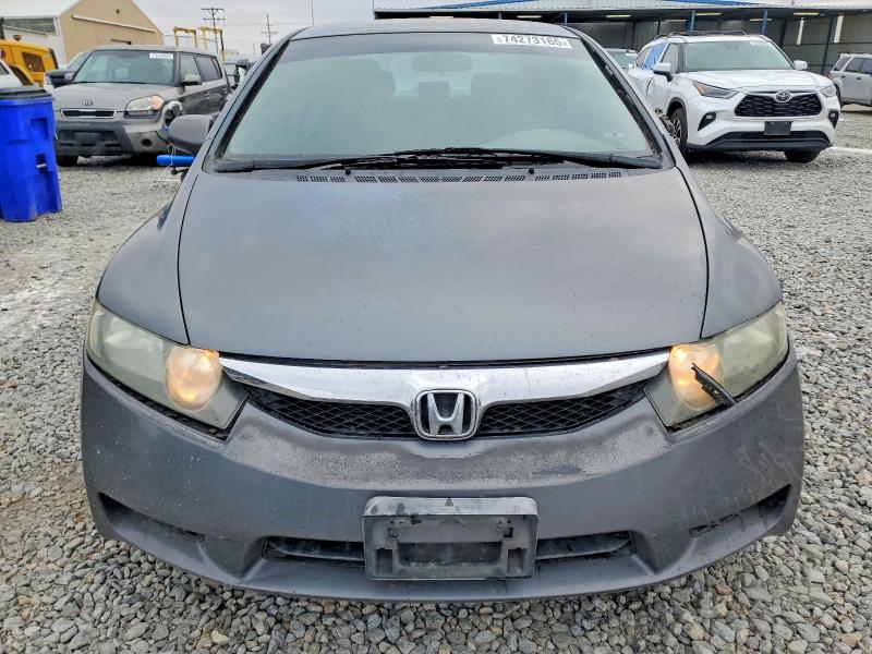 Photo 5 from auction – 2010 HONDA CIVIC with VIN 19XFA1F68AE073330