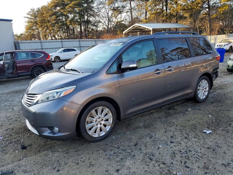TOYOTA SIENNA XLE 2015 with VIN 5TDYK3DC8FS553018 - Photo from auction