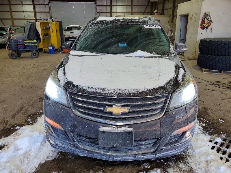 Photo 5 from auction – 2017 CHEVROLET TRAVERSE L with VIN 1GNKRGKD1HJ223300