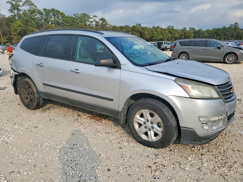 Photo 4 from auction – 2015 CHEVROLET TRAVERSE L with VIN 1GNKRFKD6FJ218813