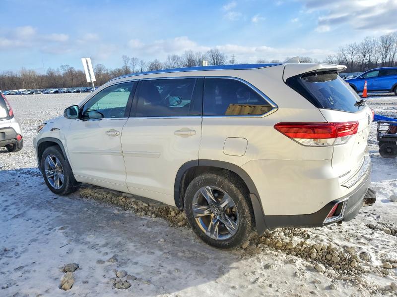 Photo 2 from auction – 2018 TOYOTA HIGHLANDER with VIN 5TDDZRFHXJS867462
