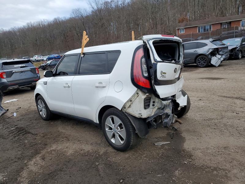 Photo 2 from auction – 2015 KIA SOUL with VIN KNDJN2A28F7165344