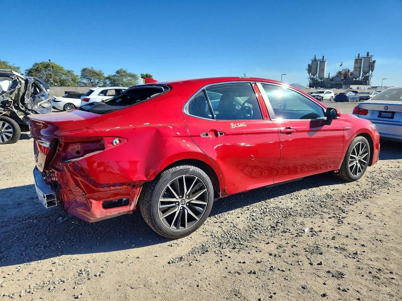 Photo 3 from auction – 2021 TOYOTA CAMRY SE with VIN 4T1S31AK2MU024283