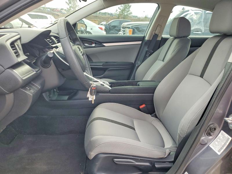 Photo 7 from auction – 2018 HONDA CIVIC with VIN 2HGFC2F58JH540419
