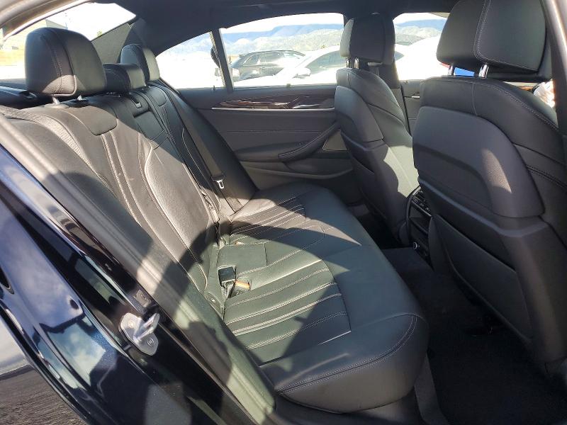 Photo 10 from auction – 2019 BMW 540 I with VIN WBAJE5C5XKWW08437