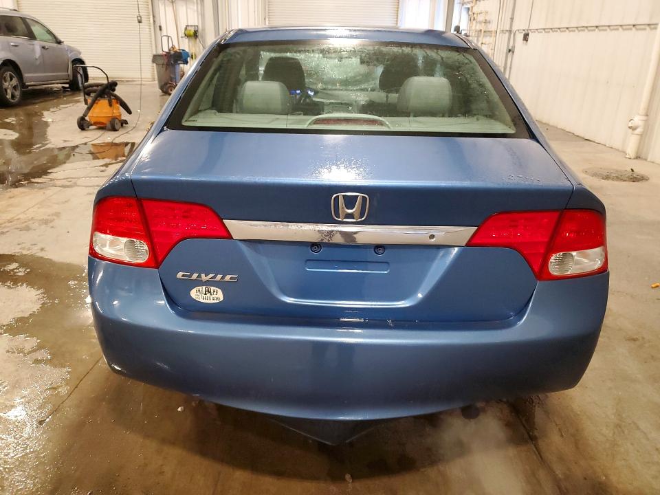 Photo 6 from auction – 2011 HONDA CIVIC LX with VIN 19XFA1F58BE028820