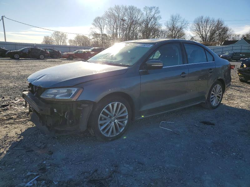 VOLKSWAGEN JETTA SEL 2016 with VIN 3VWL17AJ3GM326650 - Photo from auction