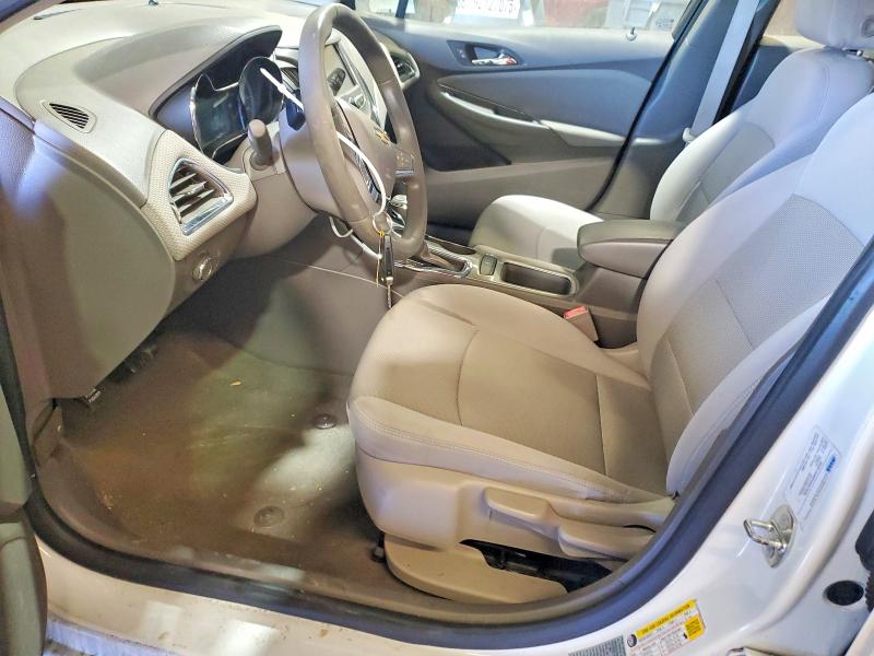 Photo 7 from auction – 2017 CHEVROLET CRUZE with VIN 3G1BE6SM2HS569846