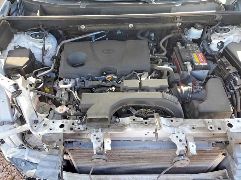Photo 12 from auction – 2019 TOYOTA RAV4 with VIN 2T3W1RFV1KW030251
