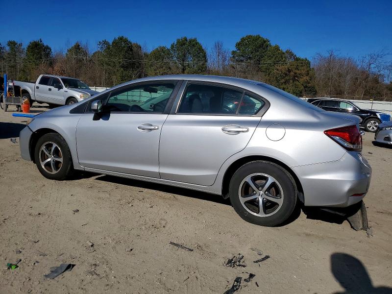 Photo 2 from auction – 2015 HONDA CIVIC with VIN 2HGFB2F71FH509458