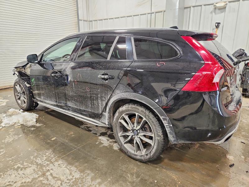 Photo 2 from auction – 2016 VOLVO V60 CROSS with VIN YV4612HK2G1003282