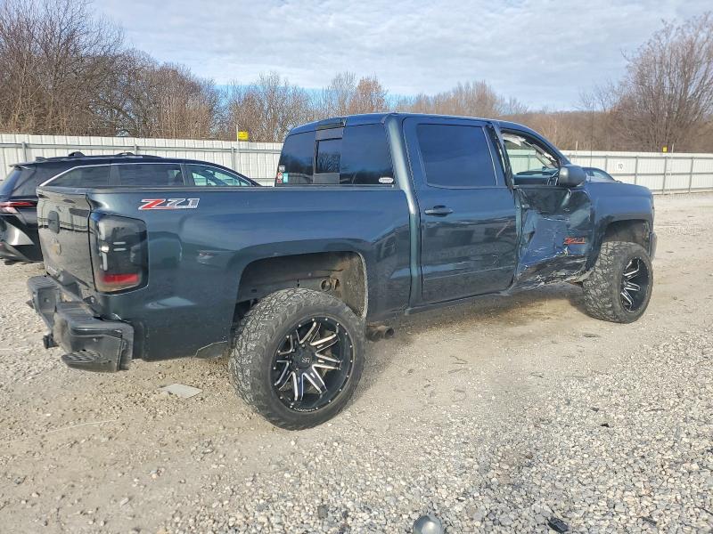 Photo 3 from auction – 2017 CHEVROLET SILVERADO with VIN 3GCUKRECXHG218098