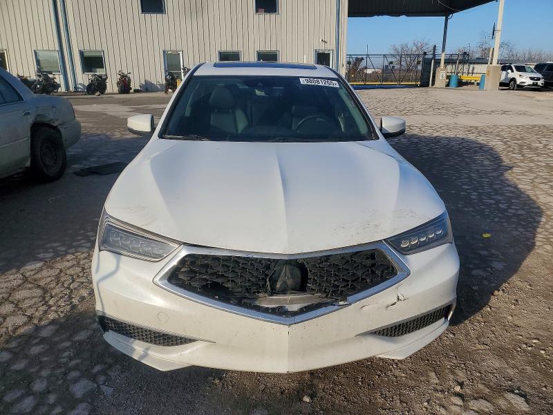 Photo 5 from auction – 2018 ACURA TLX with VIN 19UUB1F36JA004151