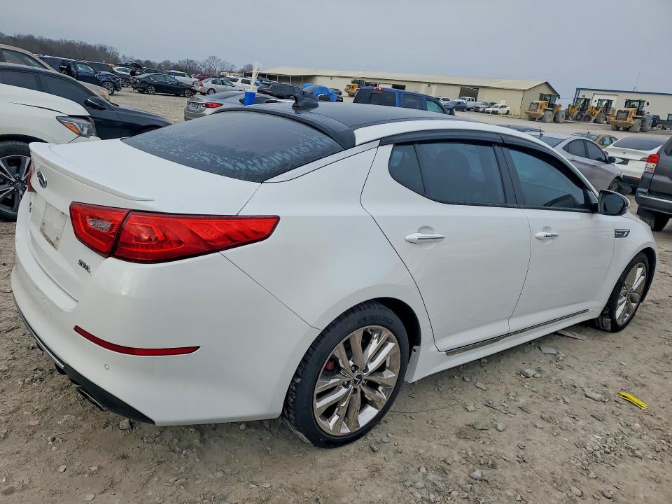 Photo 3 from auction – 2014 KIA OPTIMA with VIN 5XXGR4A69EG350425