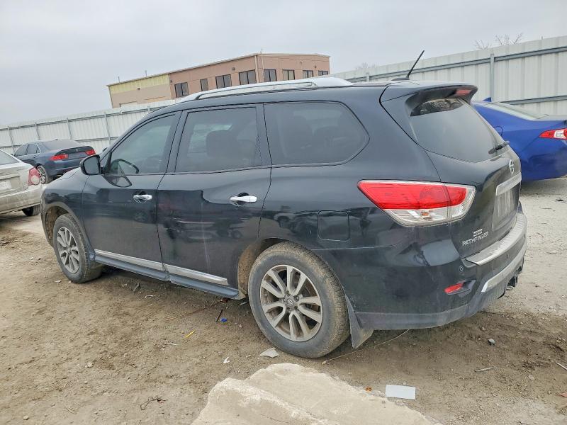 Photo 2 from auction – 2014 NISSAN PATHFINDER with VIN 5N1AR2MM3EC703791