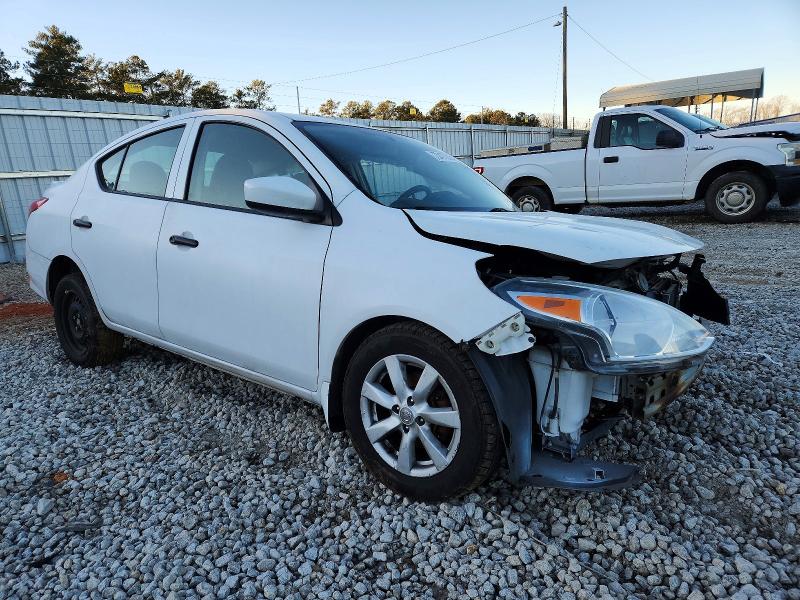 Photo 4 from auction – 2017 NISSAN VERSA S with VIN 3N1CN7AP0HL885529