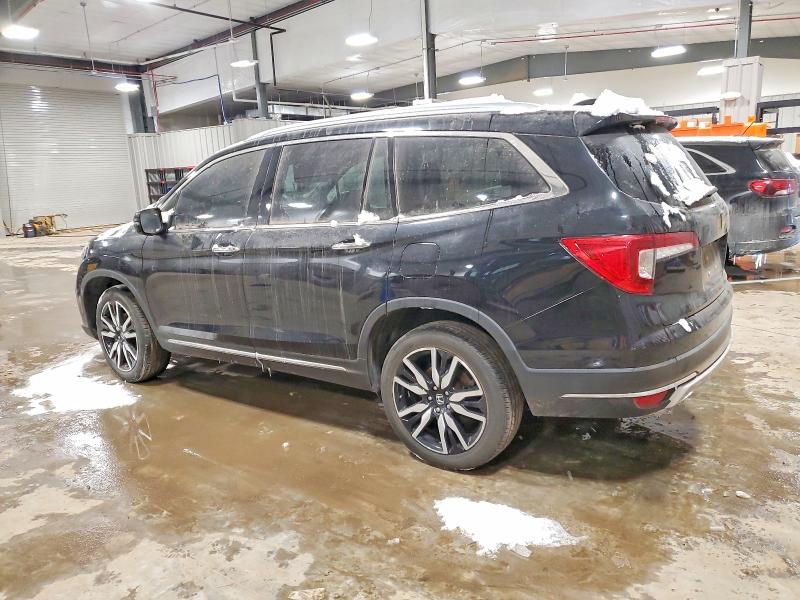 Фото 2 с аукциона – 2020 HONDA PILOT с VIN 5FNYF6H63LB005681