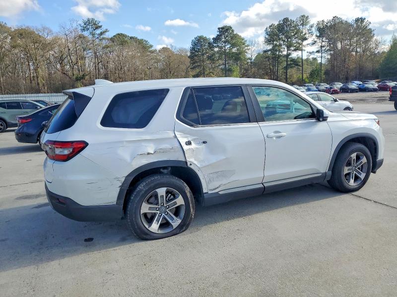 Photo 3 from auction – 2024 HONDA PILOT with VIN 5FNYG2H41RB013016