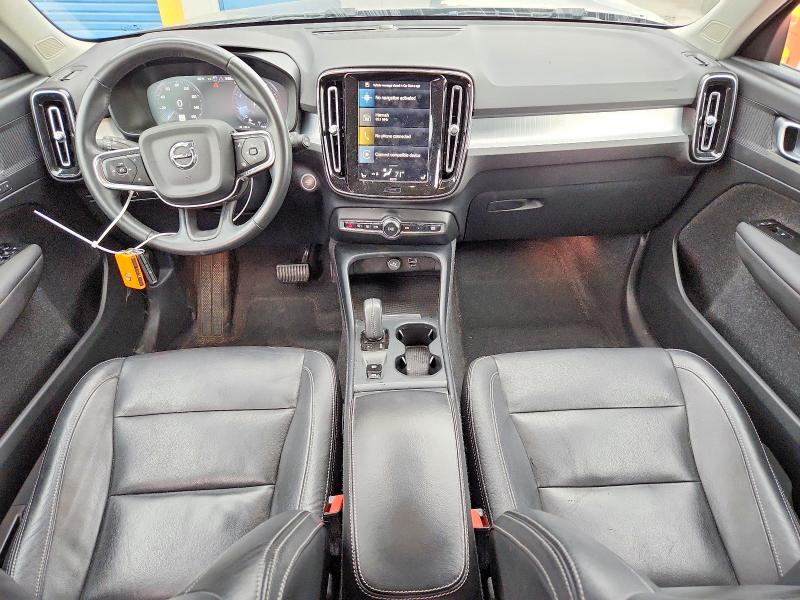 Photo 8 from auction – 2021 VOLVO XC40 T5 MO with VIN YV4162UK1M2599590