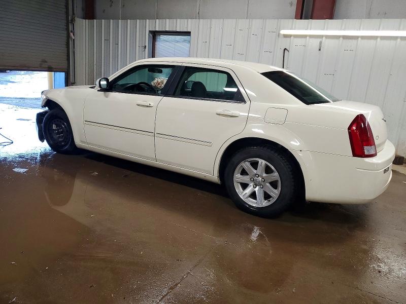 Photo 2 from auction – 2007 CHRYSLER 300 with VIN 2C3LA43RX7H665560