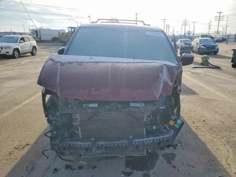 Photo 5 from auction – 2017 DODGE GRAND CARAVAN with VIN 2C4RDGEG8HR852267