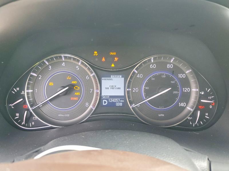 Photo 9 from auction – 2015 INFINITY QX80 with VIN JN8AZ2NE8F9085351