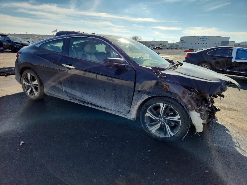 Photo 4 from auction – 2017 HONDA CIVIC TOUR with VIN 2HGFC3B98HH357367