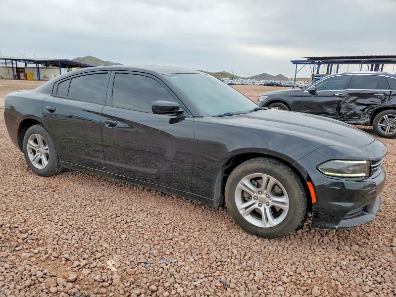 Foto 4 de la subasta – 2016 DODGE CHARGER SE con VIN 2C3CDXBG0GH242172
