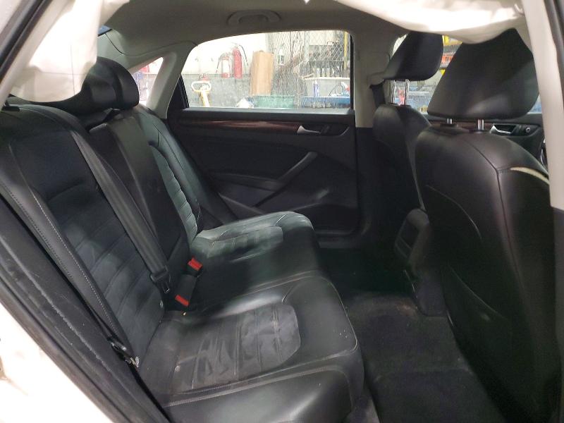 Photo 10 from auction – 2012 VOLKSWAGEN PASSAT with VIN 1VWCH7A34CC070186