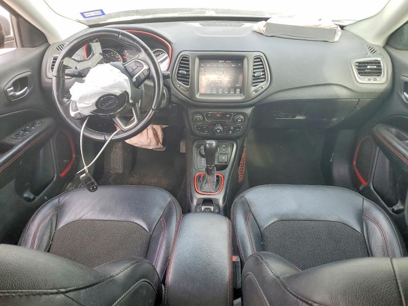 Photo 8 from auction – 2020 JEEP COMPASS with VIN 3C4NJDDB8LT170491